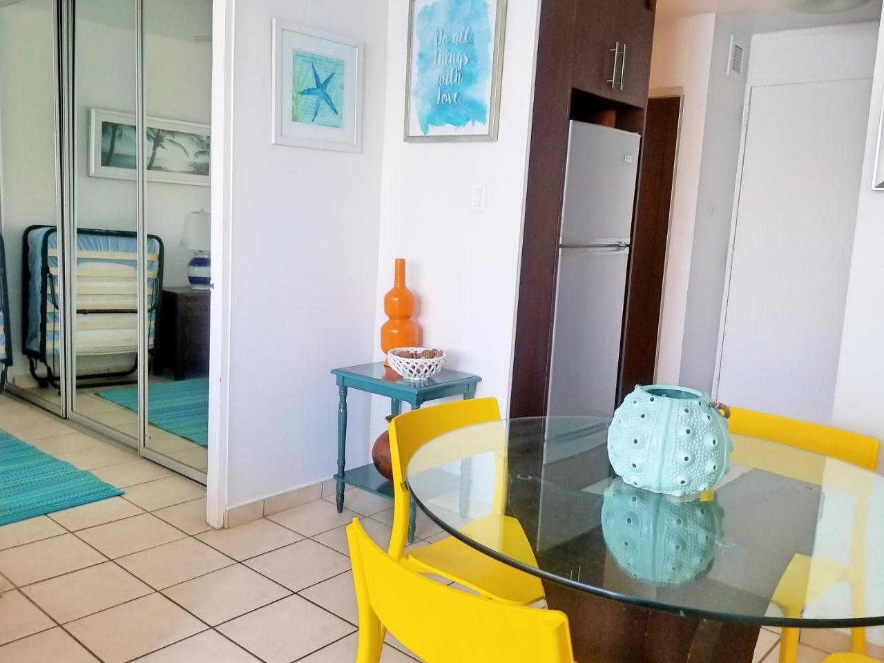 Beachfront Coral Beach Condo San Juan Buitenkant foto